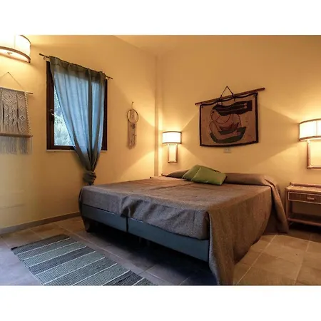 Awesome In Briatico With House Sea View Appartement